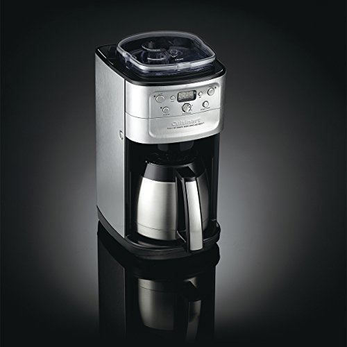 Cafetière Cuisinart Moulin à Café Capacité de 12 Tasses Modèle DGB900BCC Circulaire en Cafetière Cuisinart Moulin à Café Capacité de 12 Tasses Modèle DGB900BCC Circulaire en
