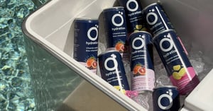 Concours Gagnez une glacière de patio avec cuve amovible (couleur sarcelle) de chez Club Piscine et un ensemble de produits Ö Hydration! Concours Club Piscine Super Fitness