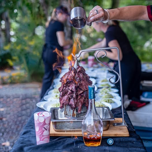 Concours Ça L'air Cochon - Gagne un party BBQ/FUMOIR pour 20 personnes dans ta cour!