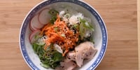 Photo de la Recette: Bol Asiatique de Riz, Légumes et Porc