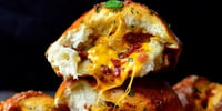 Photo de la Recette: Bouchée de Bretzel Farcie aux Bacons et au Cheddar