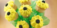 Photo de la Recette: Bouquet de Petits Gâteaux en Tournesol