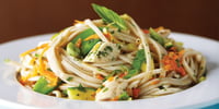 Photo de la Recette: SALADE AU POULET ET AUX NOUILLES UDON AVEC MENTHE FRAÎCHE