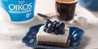 Photo de la Recette: Barres de Gâteau au Fromage à Yogourt Grec sans Cuisson