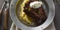 Photo de la Recette: BAVETTE DE BOEUF AU FROMAGE QUARK LIBERTÉ, À L’ÉCHALOTE ET AU PARMESAN