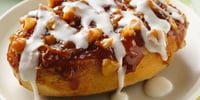 Photo de la Recette: Brioches au Caramel et aux Noix de Macadamia