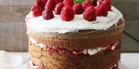 Photo de la Recette: FÊTES DES MÈRES: CHIFFON CAKE AUX FRAMBOISES & SIROP DE FRAMBOISES-ROSE
