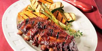 Photo de la Recette: CÔTES DE PORC BARBECUE ÉRABLE SAUCE AUX LÉGUMES GRILLÉS DIJON