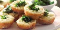 Photo de la Recette: GÂTEAU AU FROMAGE BOURSIN ÉCHALOTE ET CIBOULETTE
