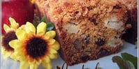 Photo de la Recette: Pain aux Pommes et aux Canneberges Garniture Streusel