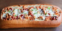 Photo de la Recette: Pain Fourré au Poulet (et sauce BBQ)