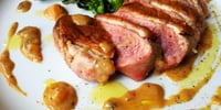 Photo de la Recette: Poitrines de Canard à L’orange, à la Pêche et à la Mangue
