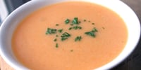 Photo de la Recette: POTAGE AU CHOU-FLEUR, CAROTTES ET CHEDDAR FORT