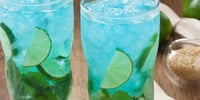 Photo de la Recette: Recette Cocktail au Gin, Curaçao Bleu et Citron Vert