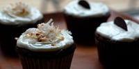 Photo de la Recette: CUPCAKES AU CHOCOLAT À LA NOIX DE COCO