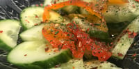 Photo de la Recette: Salade de Concombres et de Poivrons Marinés