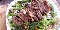 Photo de la Recette: SALADE DE STEAK AU VINAIGRE BALSAMIQUE BLANC