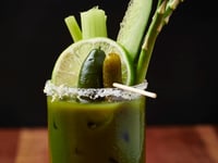 Photo de la Recette: Caesar Vert avec Jus de Pickle