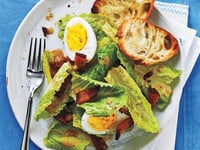 Photo de la Recette: Salade César aux Oeufs à la Coque