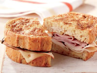 Photo de la Recette: Sandwichs Fondants au Jambon et au Dindon