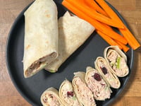 Photo de la Recette: Wrap au Thon, Canneberges et Pommes