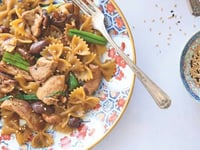 Photo de la Recette: Farfalles au Porc et aux Champignons à l'Asiatique