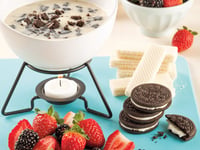 Photo de la Recette: Fondue au Chocolat Blanc et Biscuits Oreo