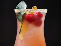 Photo de la Recette: Mocktail : Pamplemousse, Gingembre et Framboise parfumé à l’Érable