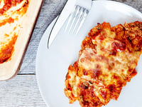 Photo de la Recette: Escalopes de Poulet Tomates et Pesto au Parmesan