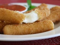 Photo de la Recette: Bâtonnets de Mozzarella fait Maison