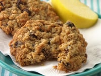 Photo de la Recette: Biscuits à L'Avoine, au Miel et aux Raisins