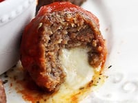 Photo de la Recette: Boulette de Viande Farcie au Mozzarella