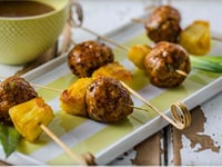 Photo de la Recette: Boulettes de Porc Jerk avec Ananas Confit au Rhum