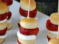 Photo de la Recette: Brochettes de Shortcake aux Fraises