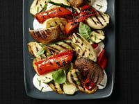 Photo de la Recette: Légumes Grillés et Sauce Yogourt-Parmesan