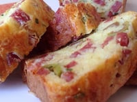 Photo de la Recette: Le Cake au Jambon et aux Olives