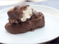 Photo de la Recette: Les Barres Snickers à la Crème Glacée