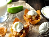 Photo de la Recette: MINI D'APPLE PIE WONTON COUPES