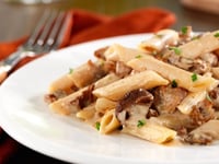 Photo de la Recette: Penne Barilla avec Saucisse Italienne et Sauce à la Crème aux Champignons Porcini