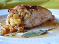 Photo de la Recette: Poitrines de Poulet aux Pommes et au Brie