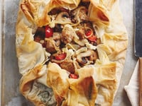 Photo de la Recette: SAVOUREUSE TOURTE AU POULET