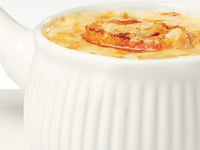 Photo de la Recette: SOUPE À L’OIGNON GRATINÉE AU FROMAGE LE MAMIROLLE