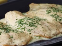 Photo de la Recette: Tilapia Poché avec Sauce au Vin Blanc