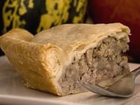 Photo de la Recette: Tourtière (meat pie)