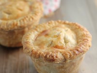 Photo de la Recette: Tourtière au Porc et aux Champignons
