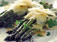 Photo de la Recette: ASPERGES TIÈDES AU LOUIS D'OR