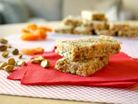 Photo de la Recette: Barre Sans Cuisson Pistache-Abricot