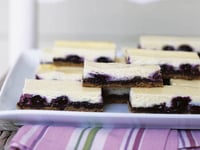 Photo de la Recette: Barres de Gâteau au Fromage aux Bleuets