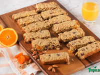 Photo de la Recette: Barres Déjeuner à L'avoine, aux Amandes et à L'abricot