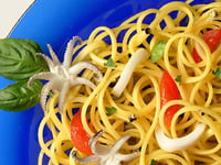 Photo de la Recette: Linguines Fines avec petits calmars